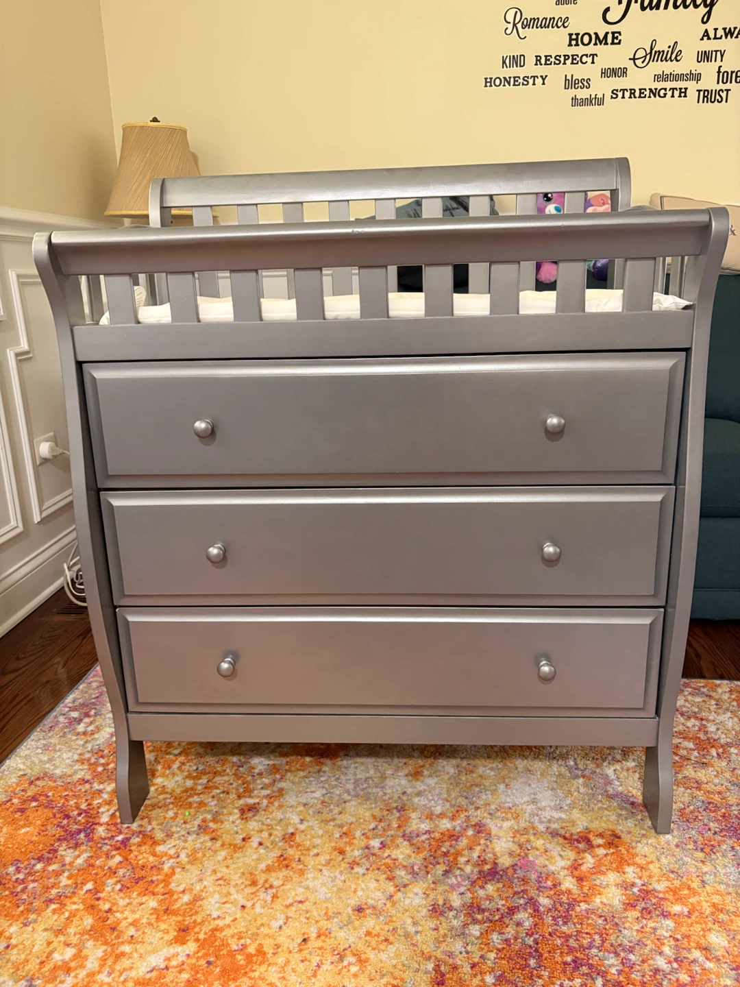 Dresser and Changing Table (Grey)