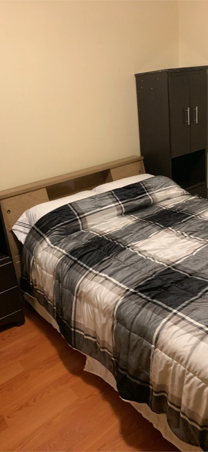 Furnished basement suite - photo 2
