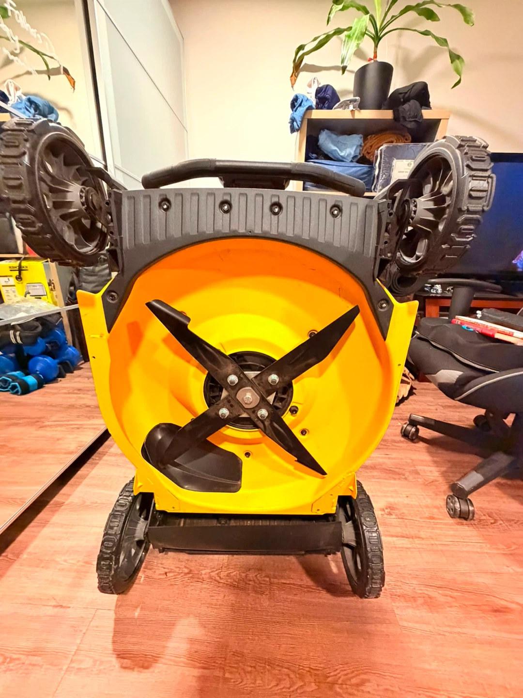 DeWalt 20V Cordless Lawnmower