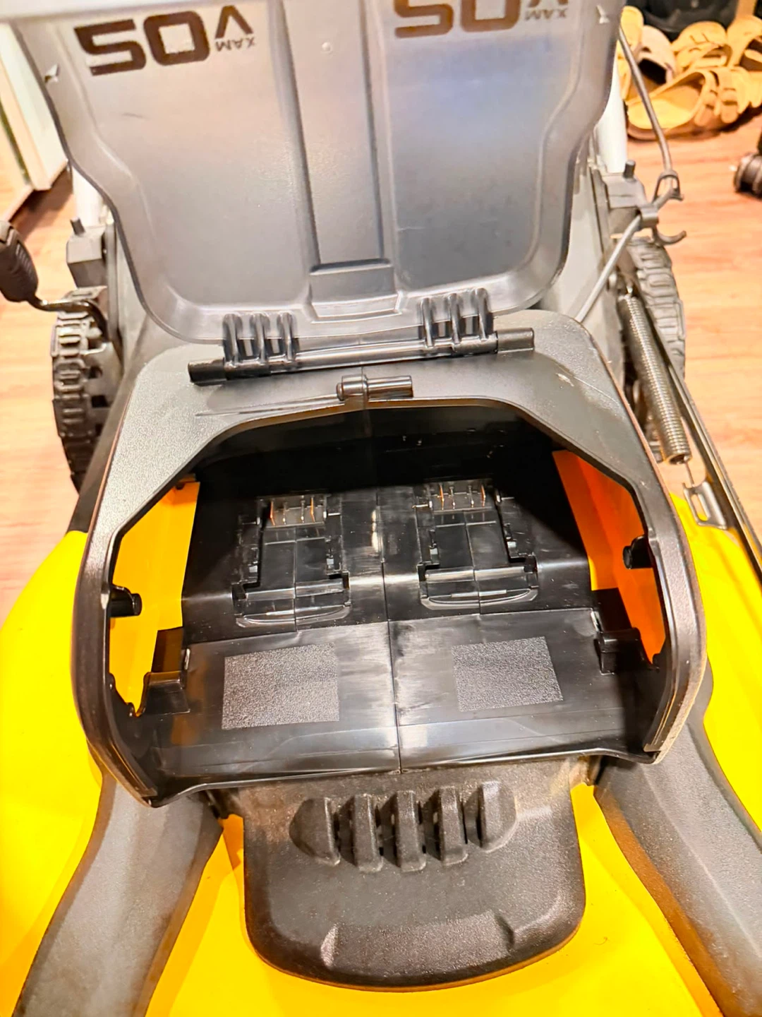 DeWalt 20V Cordless Lawnmower - photo 5
