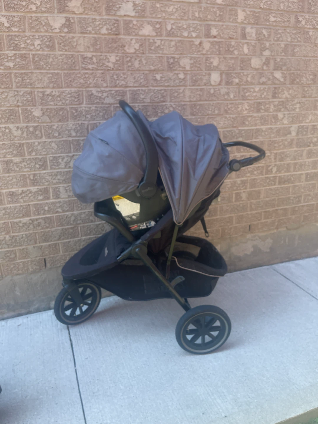 Evenflo Stroller and Car Seat Combo - photo 2