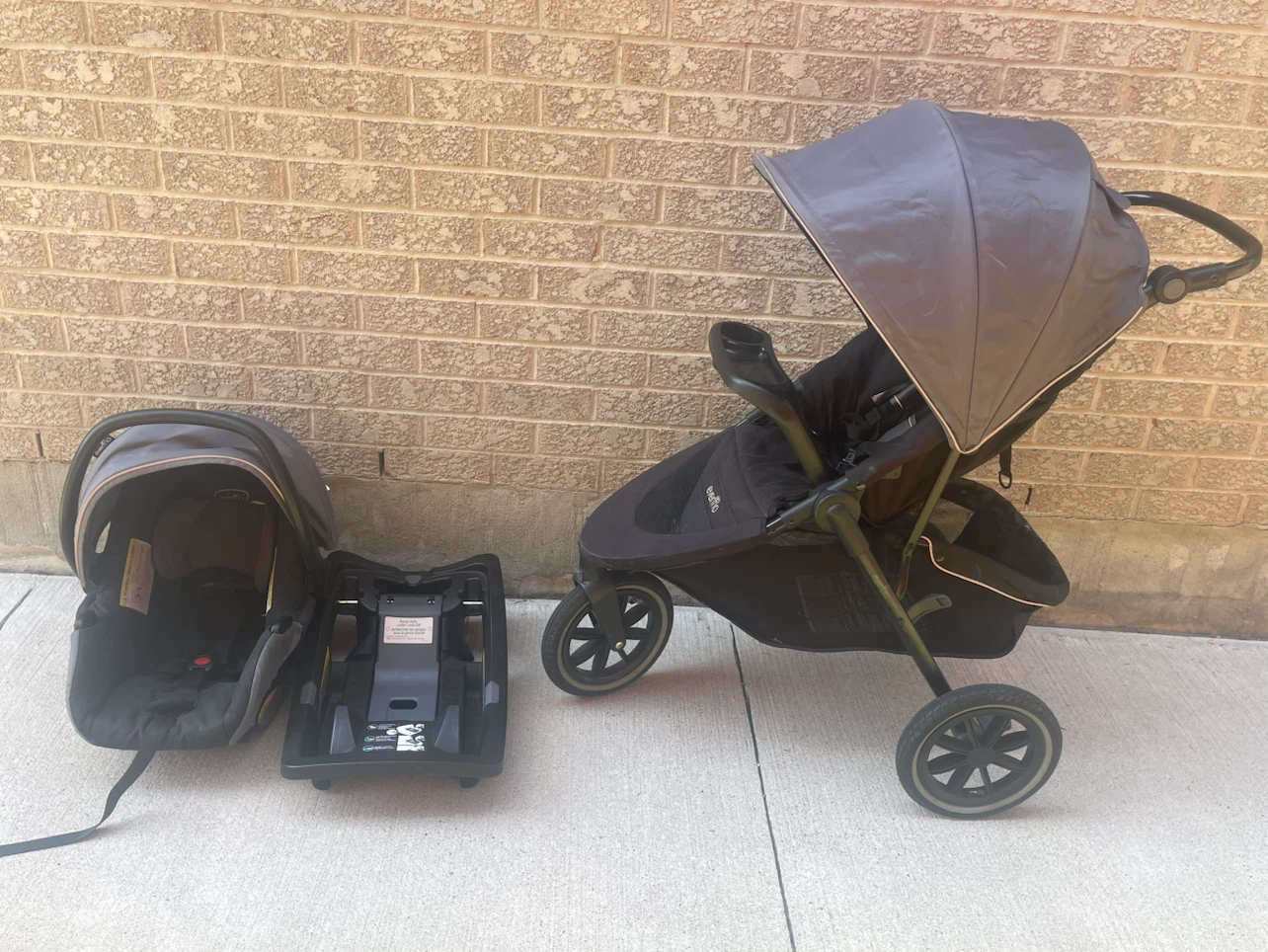 Evenflo Stroller and Car Seat Combo - photo 5