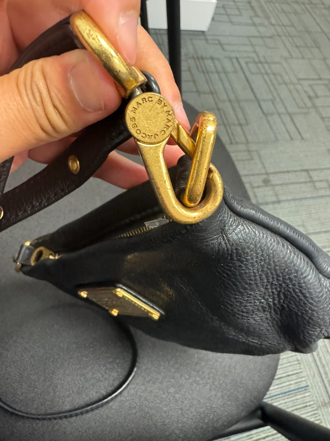 Marc by Marc Jacobs Black Leather Crossbody Bag - photo 3