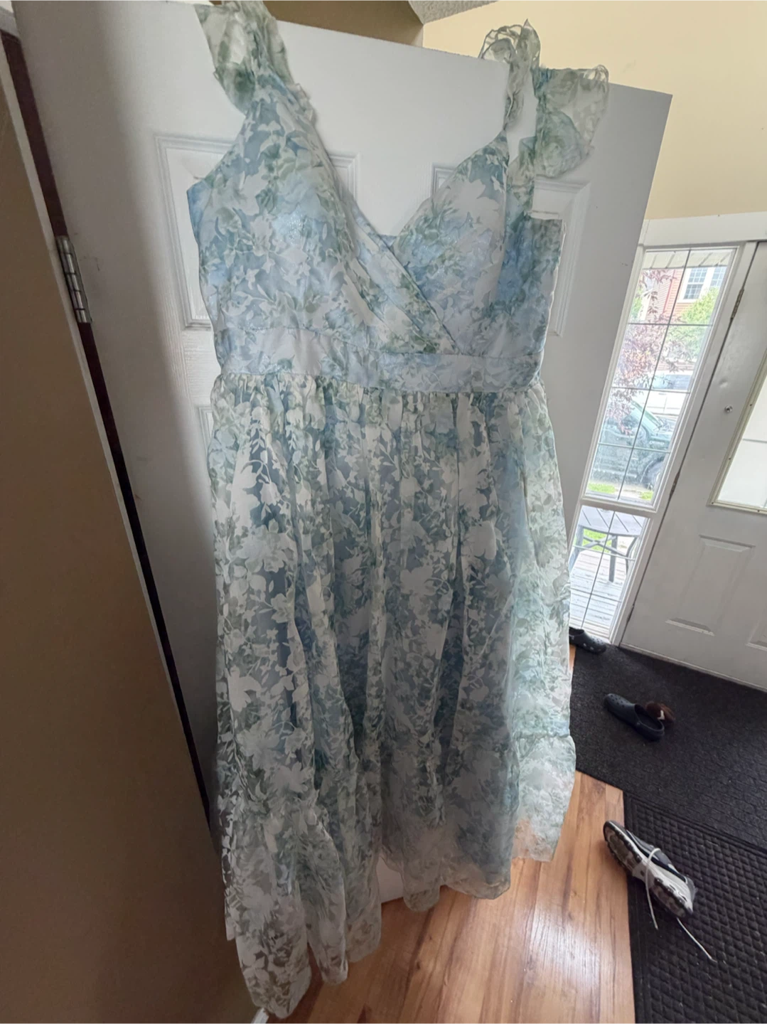 Blue floral print midi dress