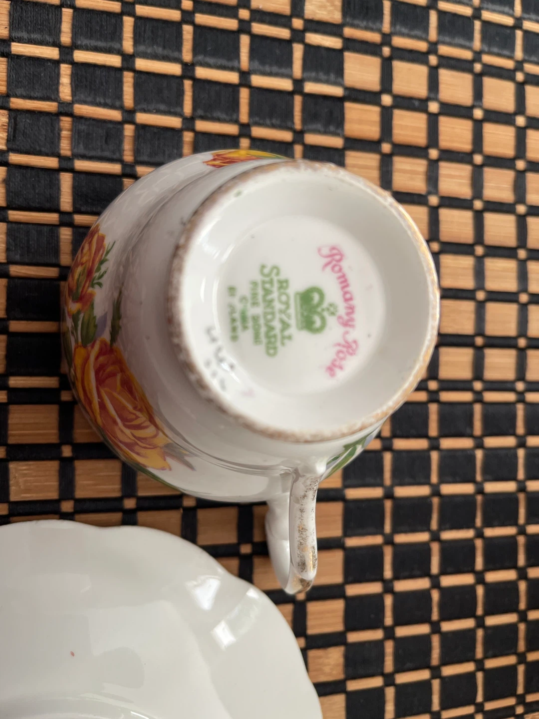 Royal Albert "Rosebud" Teacup and Saucer Set - photo 4