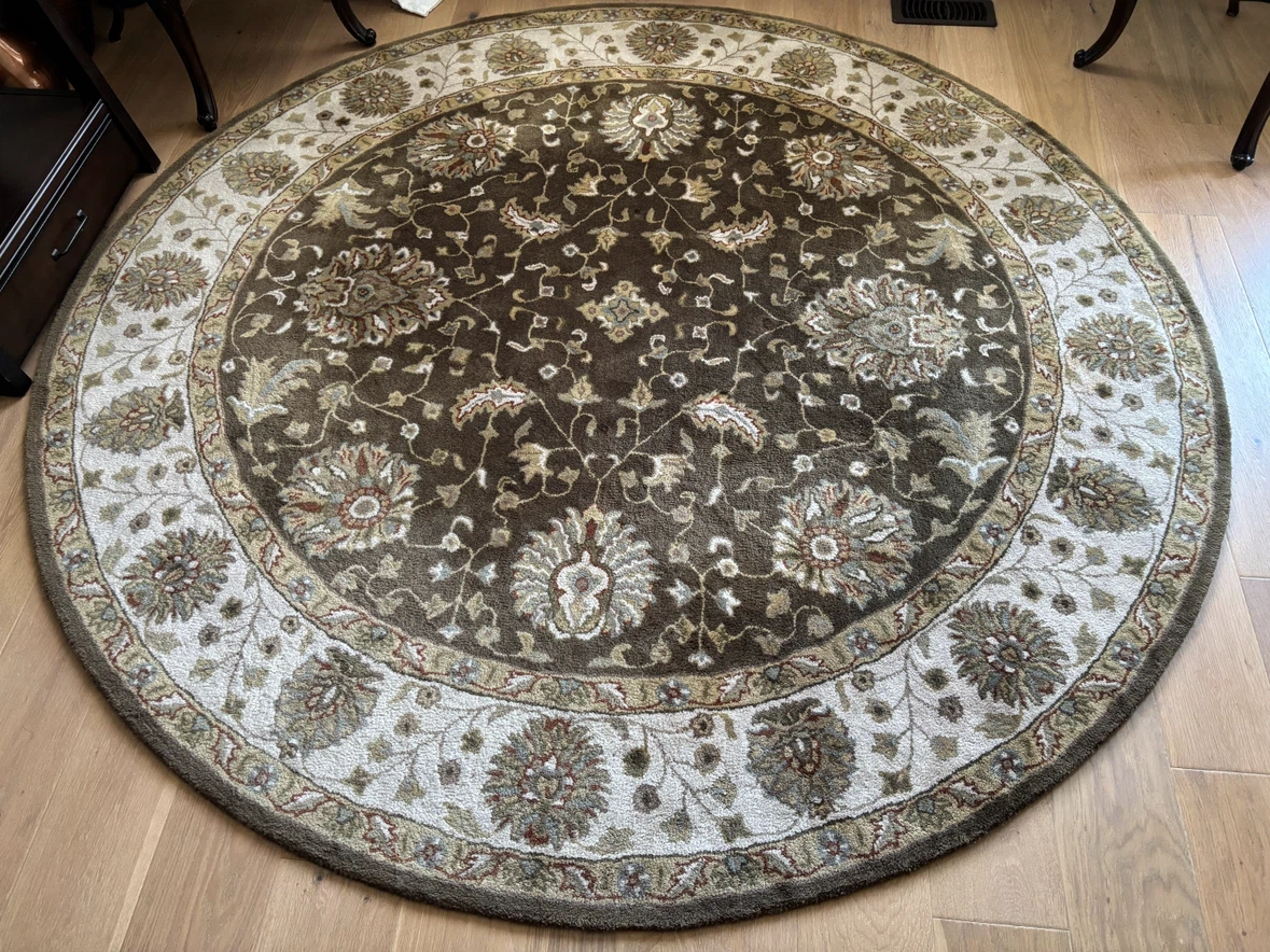 Round Floral Area Rug - photo 3