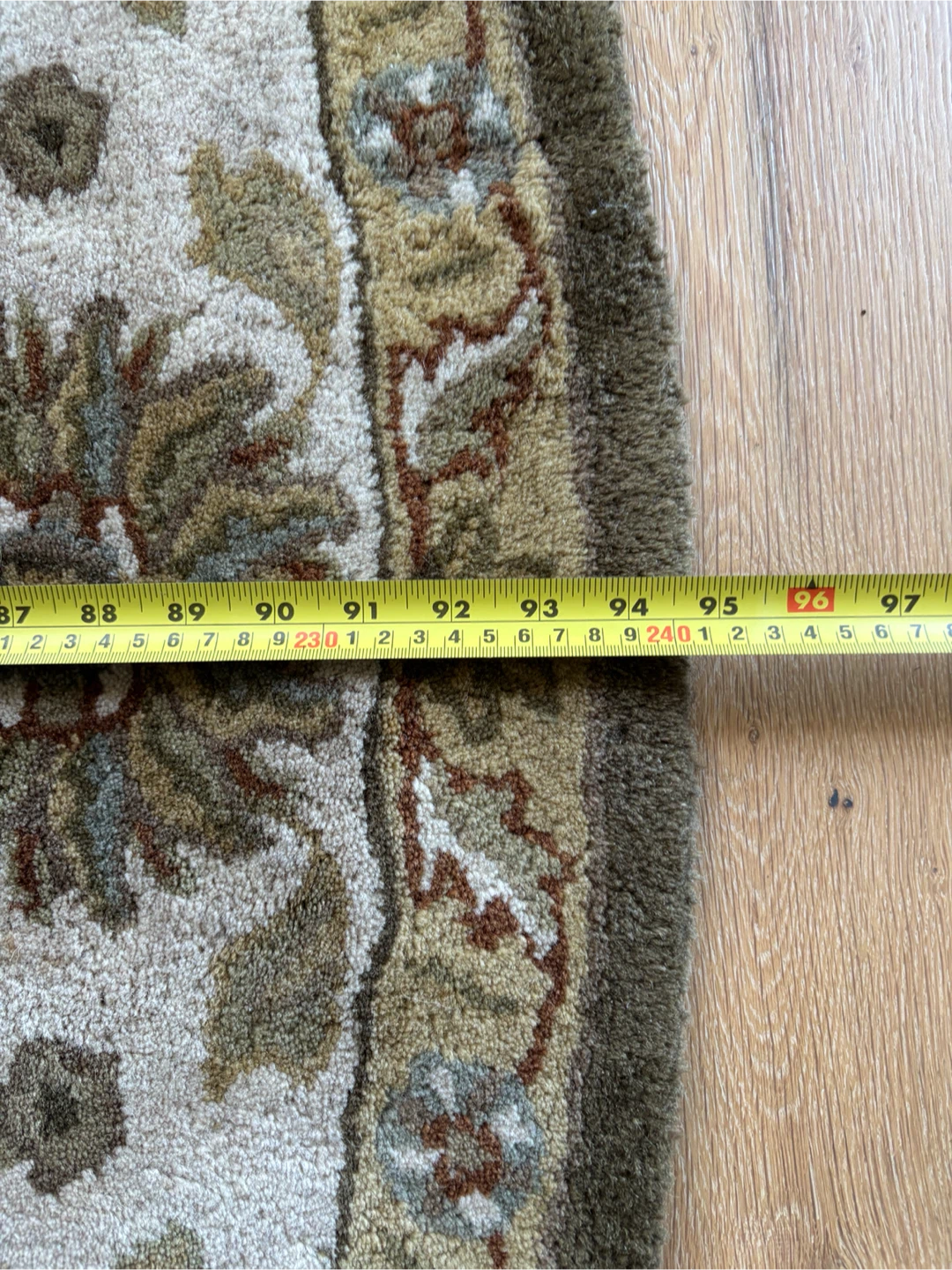Round Floral Area Rug - photo 4