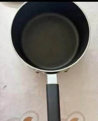 Pan, pot & saucepan (All okay condition) (All FREE) - photo 3