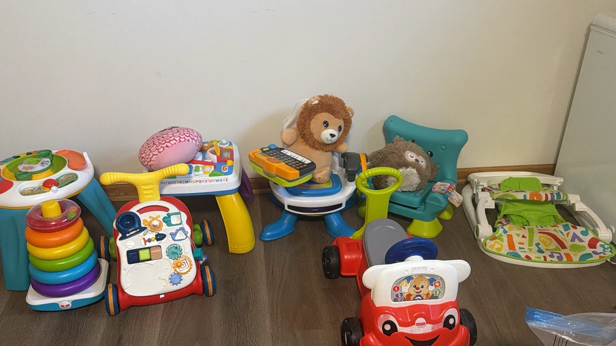 Assorted Baby and Toddler Toys Bundle - photo 3