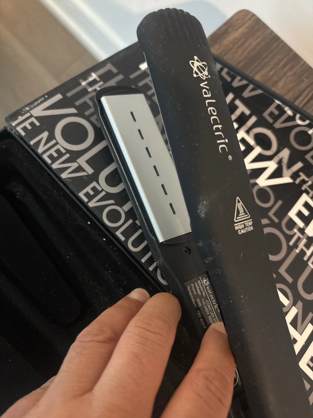 Evalectric Iconix LED Straightener with Ceramic Plates - photo 3