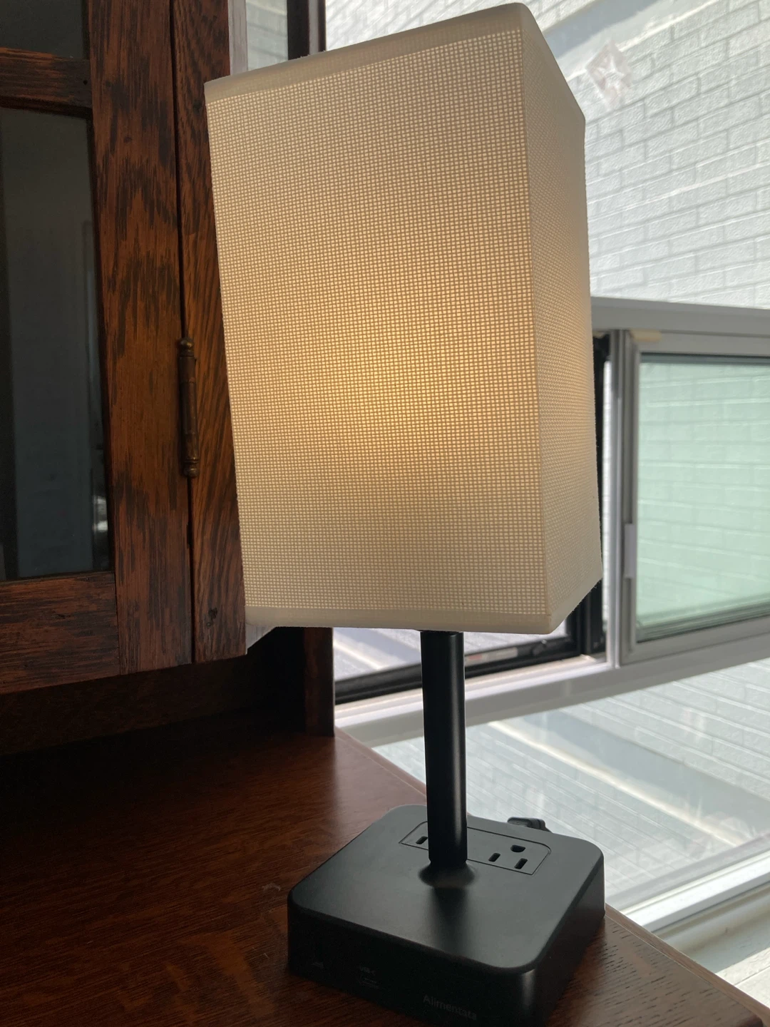 Alimentata Table Lamp with USB-C and Power Outlets