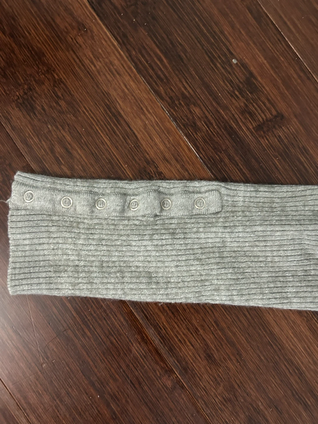 Levi's Jeans & Grey Turtleneck Sweater Bundle - photo 3
