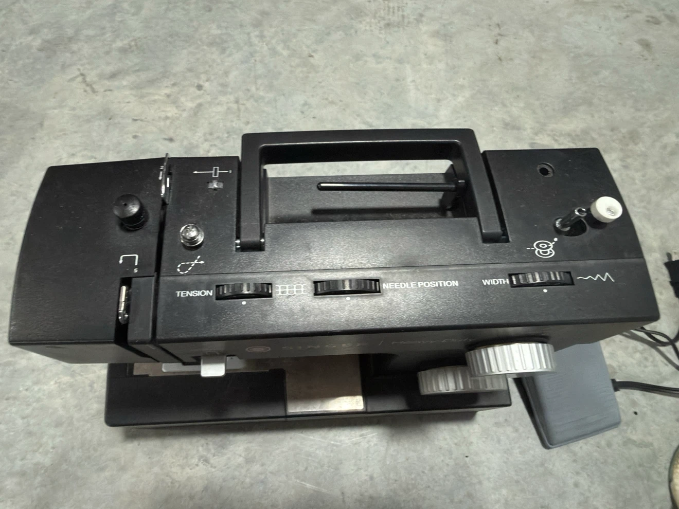 Heavy Duty Sewing Machine - photo 2