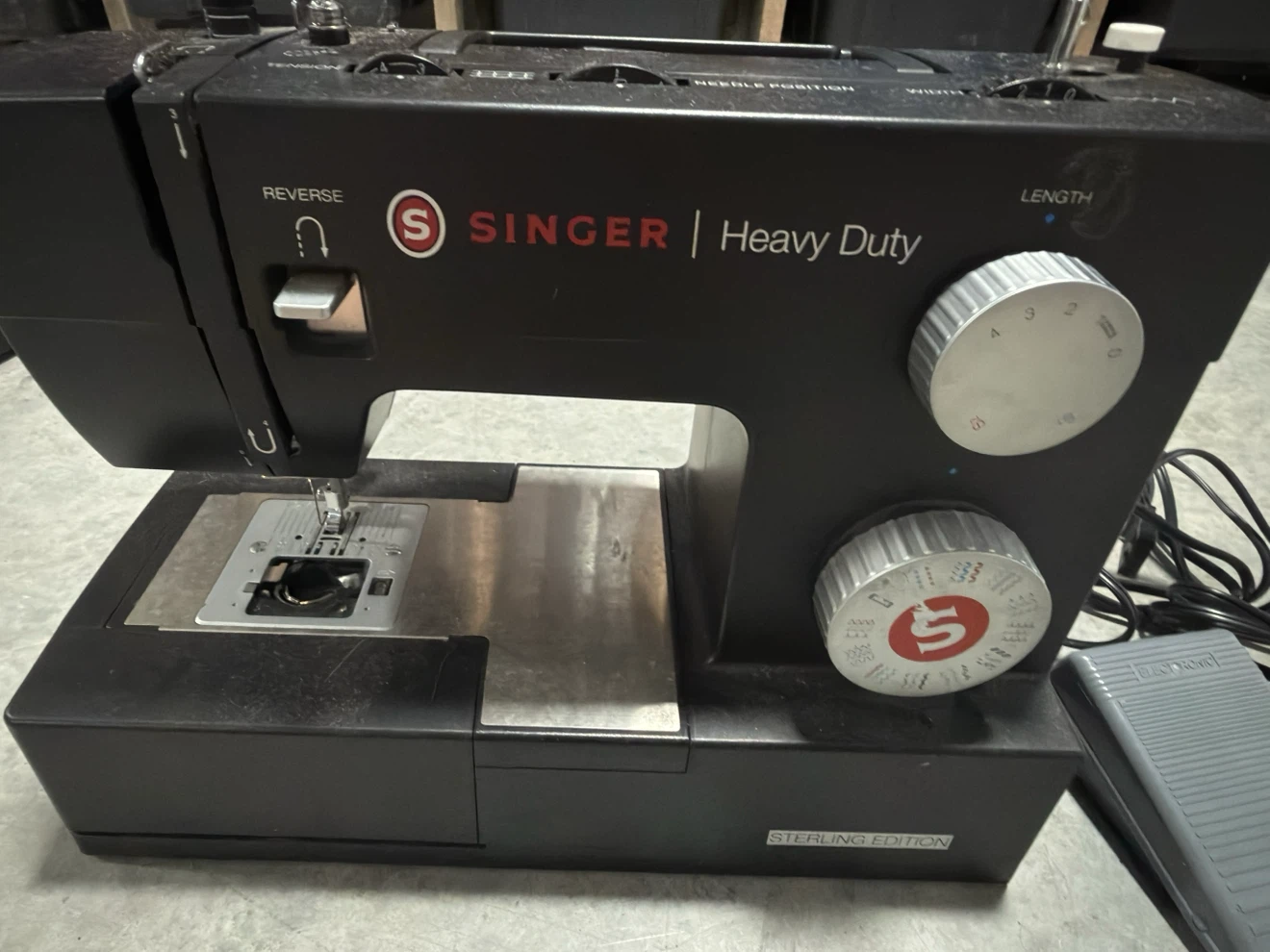 Heavy Duty Sewing Machine - photo 3