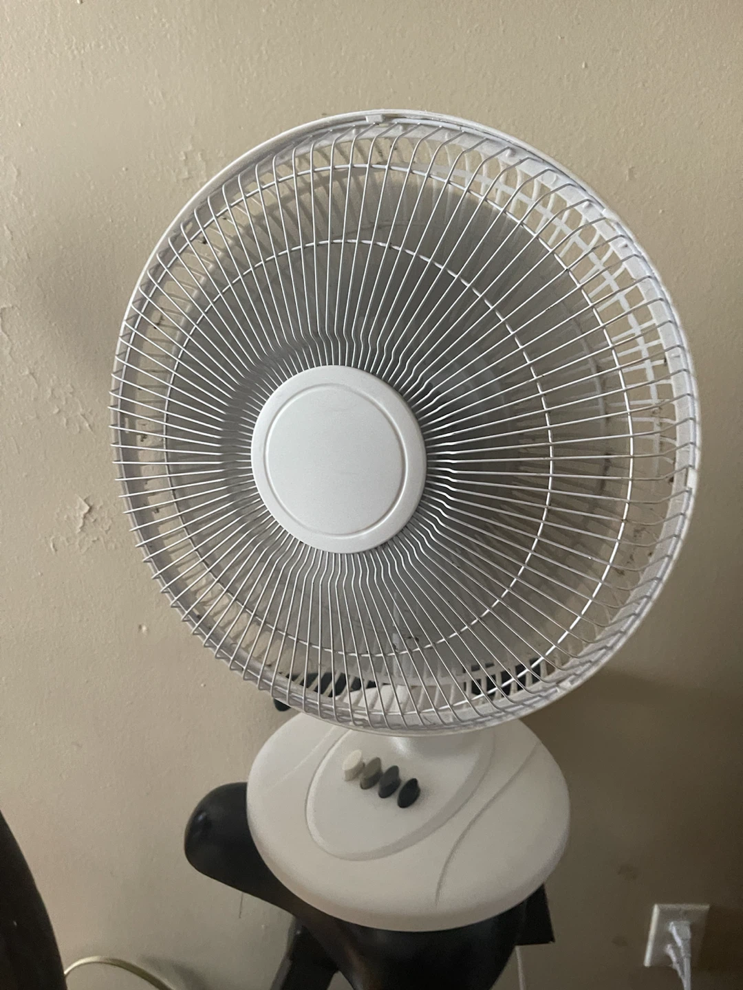 White Electric Fan - photo 2