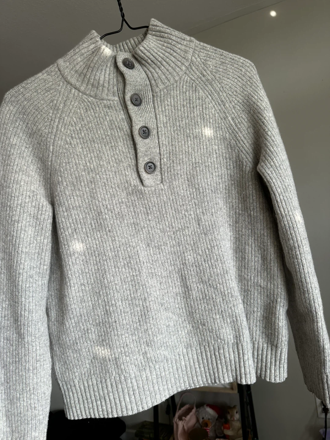 Banana Republic Grey Sweater - photo 3