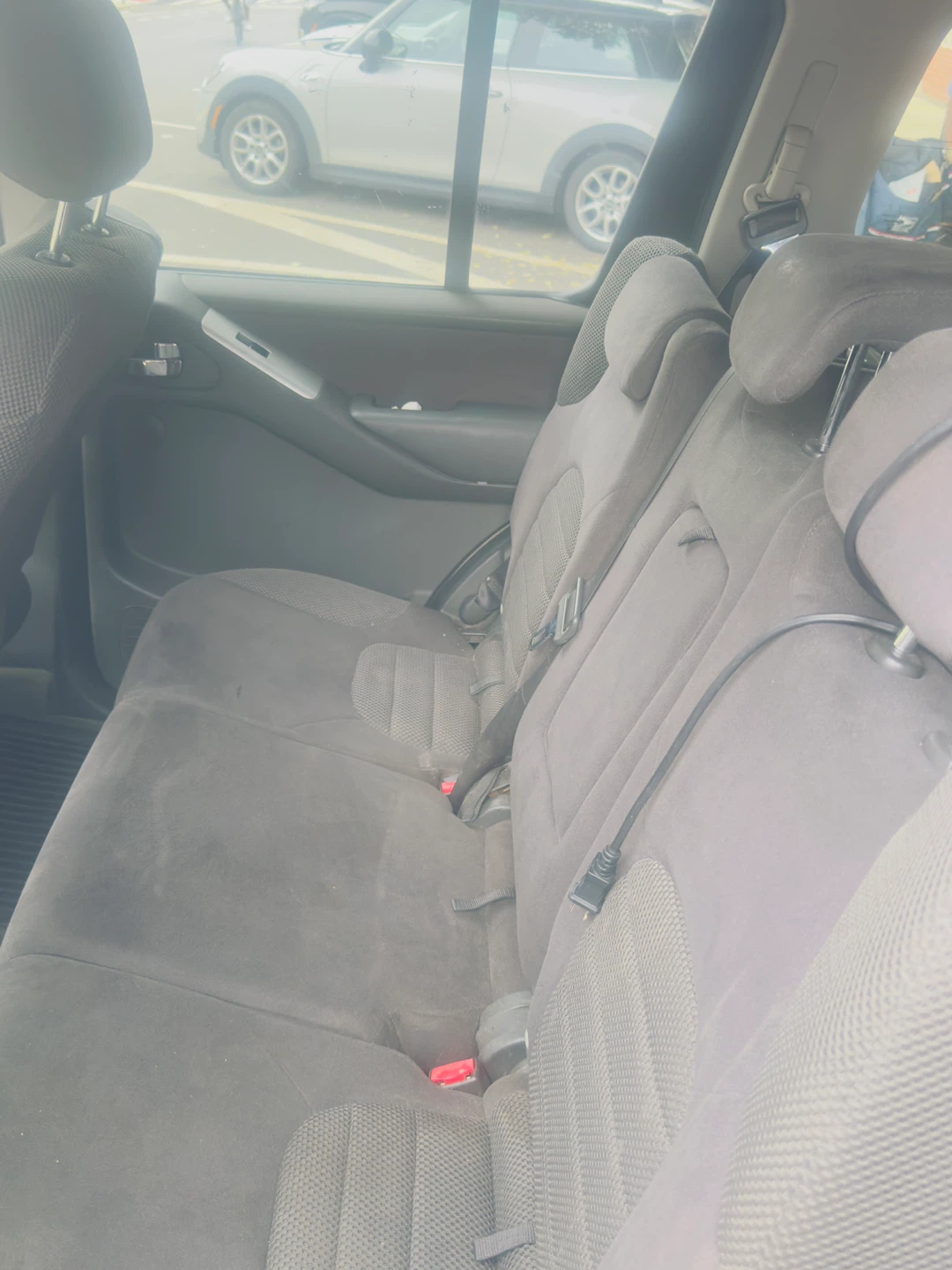 Nissan Pathfinder SUV - photo 5