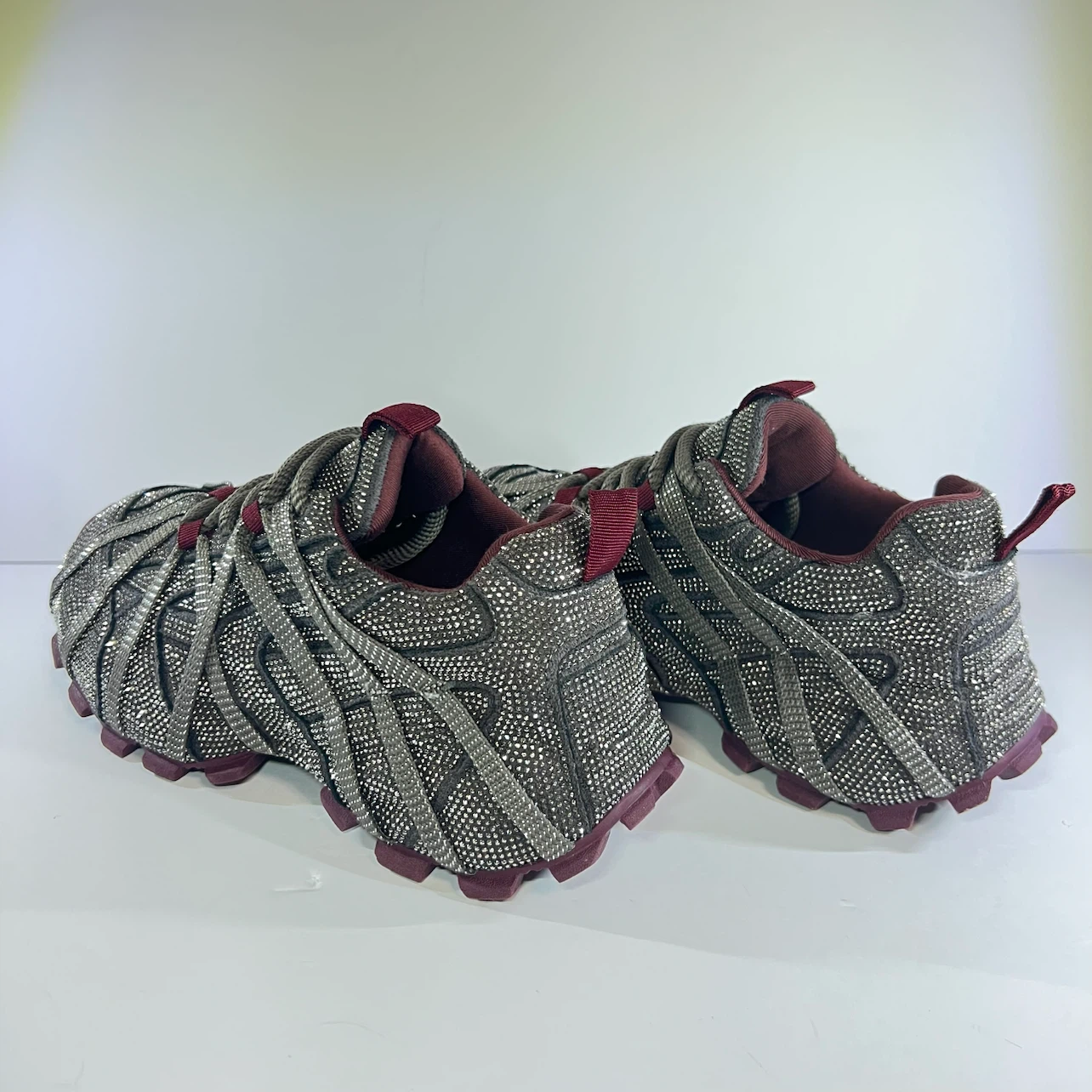 Women's Embellished Sneakers Size 7.5 - photo 4