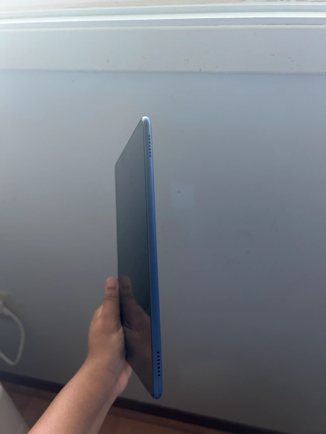 Amazon Fire HD 10 Tablet Blue with Charger - photo 2
