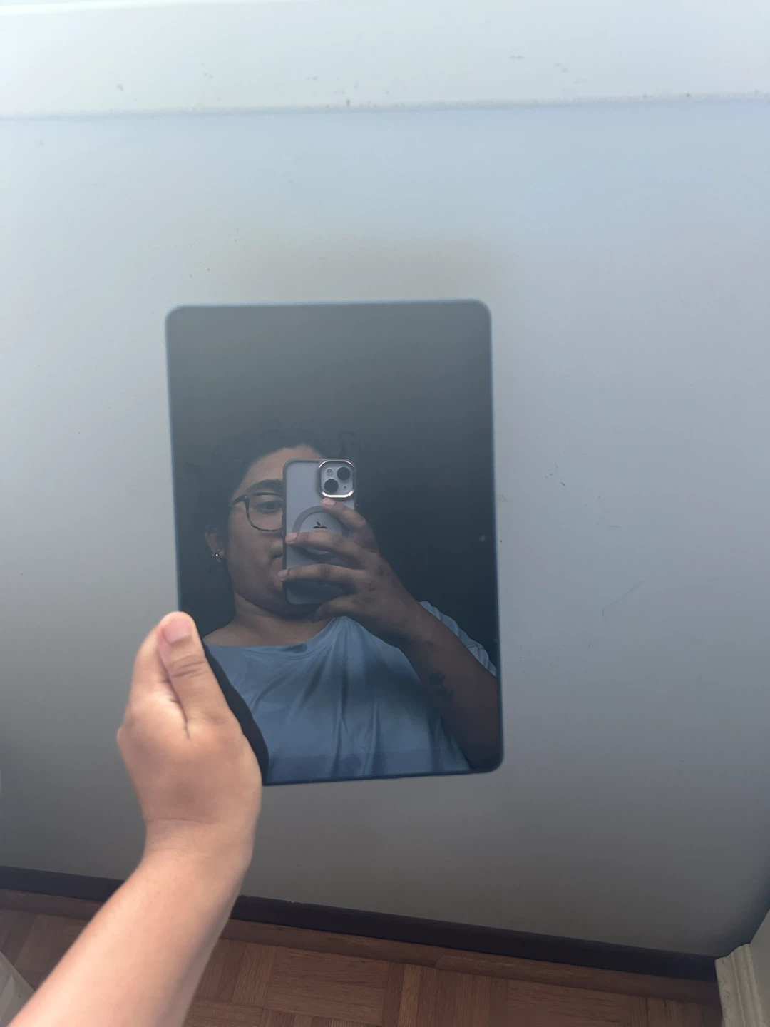 Amazon Fire HD 10 Tablet Blue with Charger - photo 3