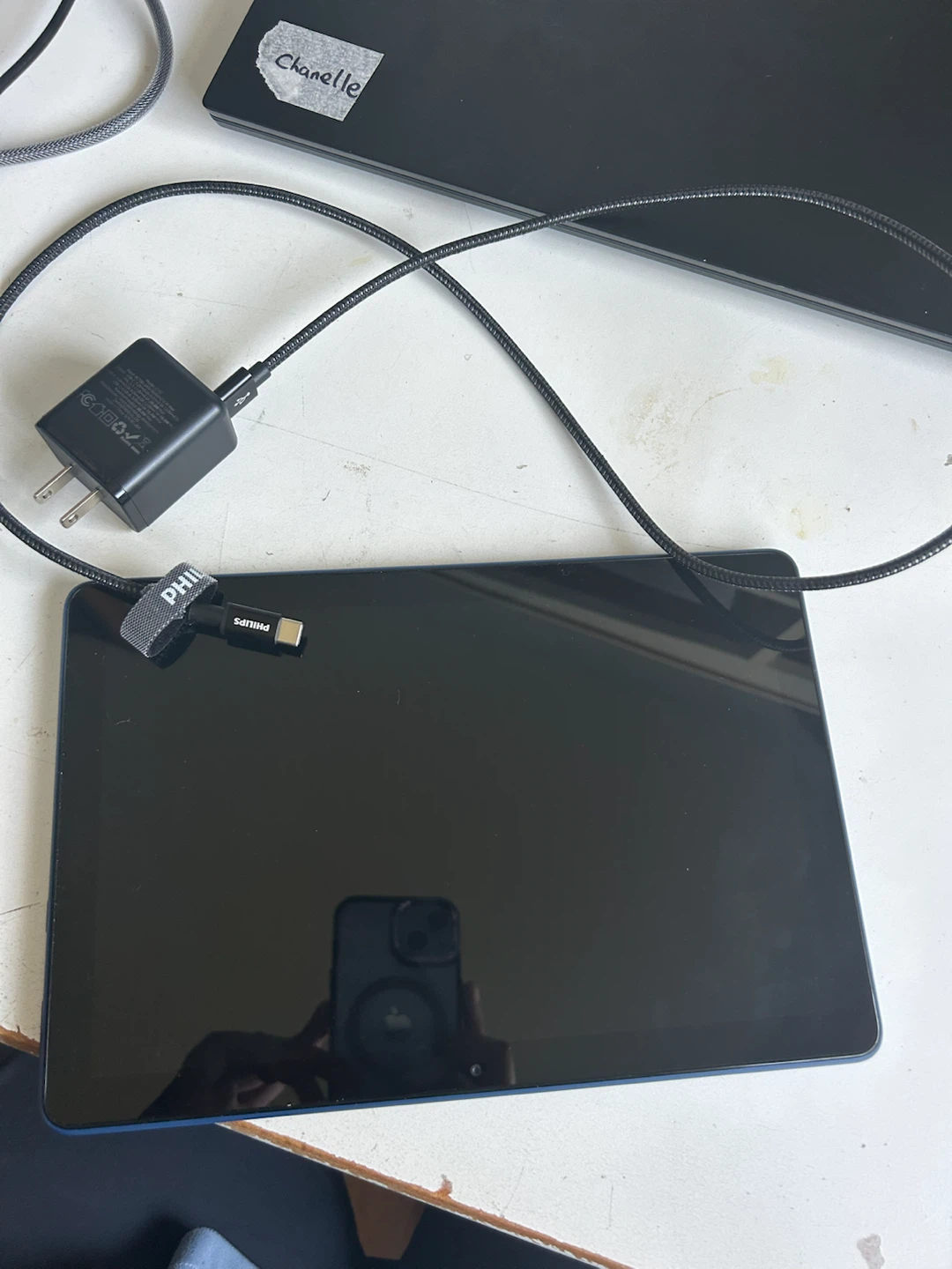 Amazon Fire HD 10 Tablet Blue with Charger - photo 4