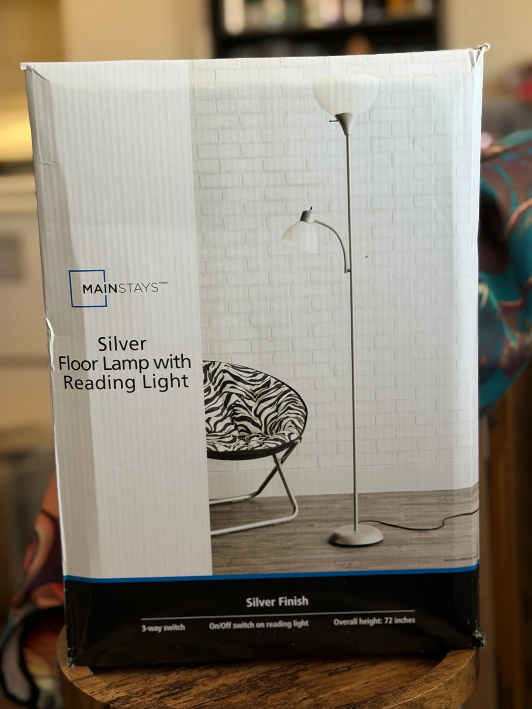 Floor lamp