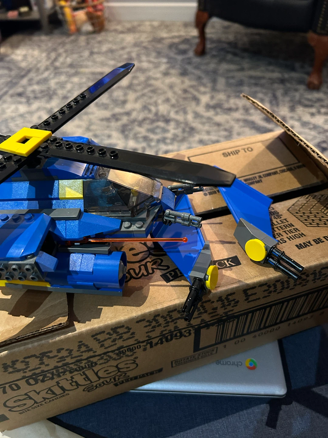 LEGO Alien Conquest Helicopter Set 7067 - photo 2