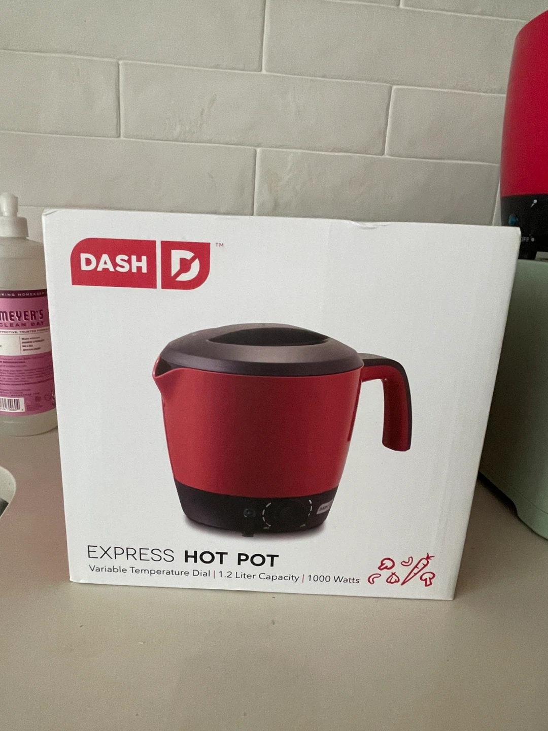 Dash Express Hot Pot 1.2 Liter - photo 2