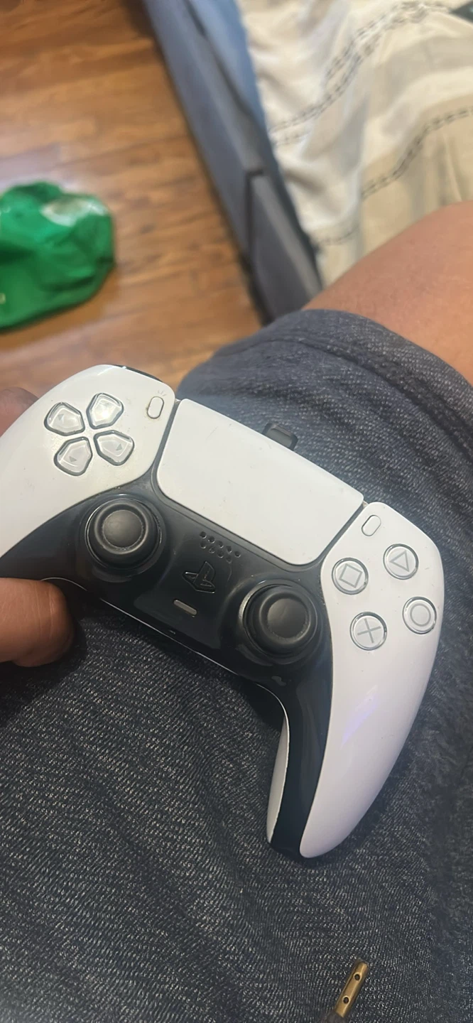 Sony PlayStation 5 DualSense Wireless Controller - photo 3