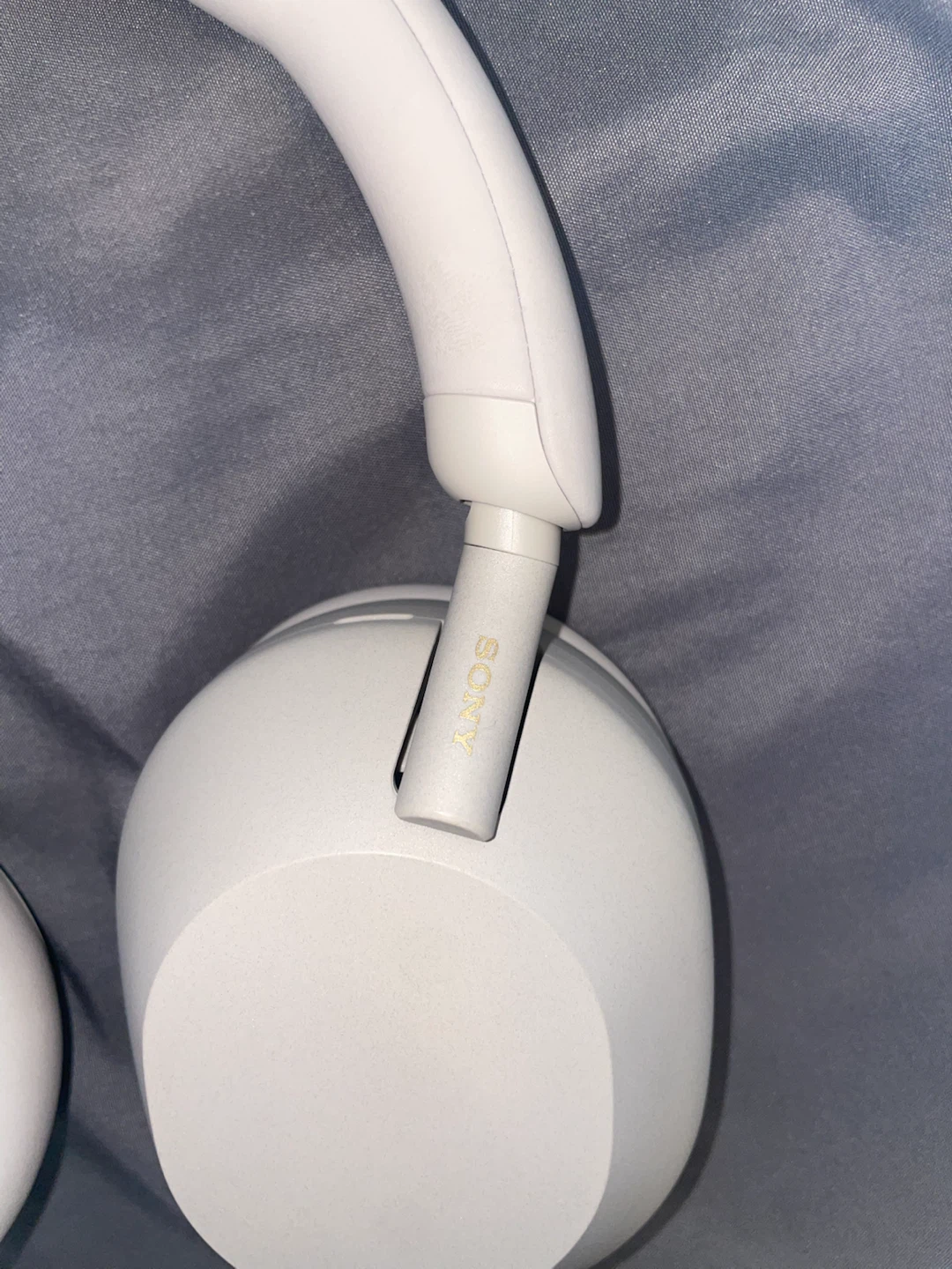 Sony WH-1000XM5 Noise Cancelling Headphones - White - photo 5