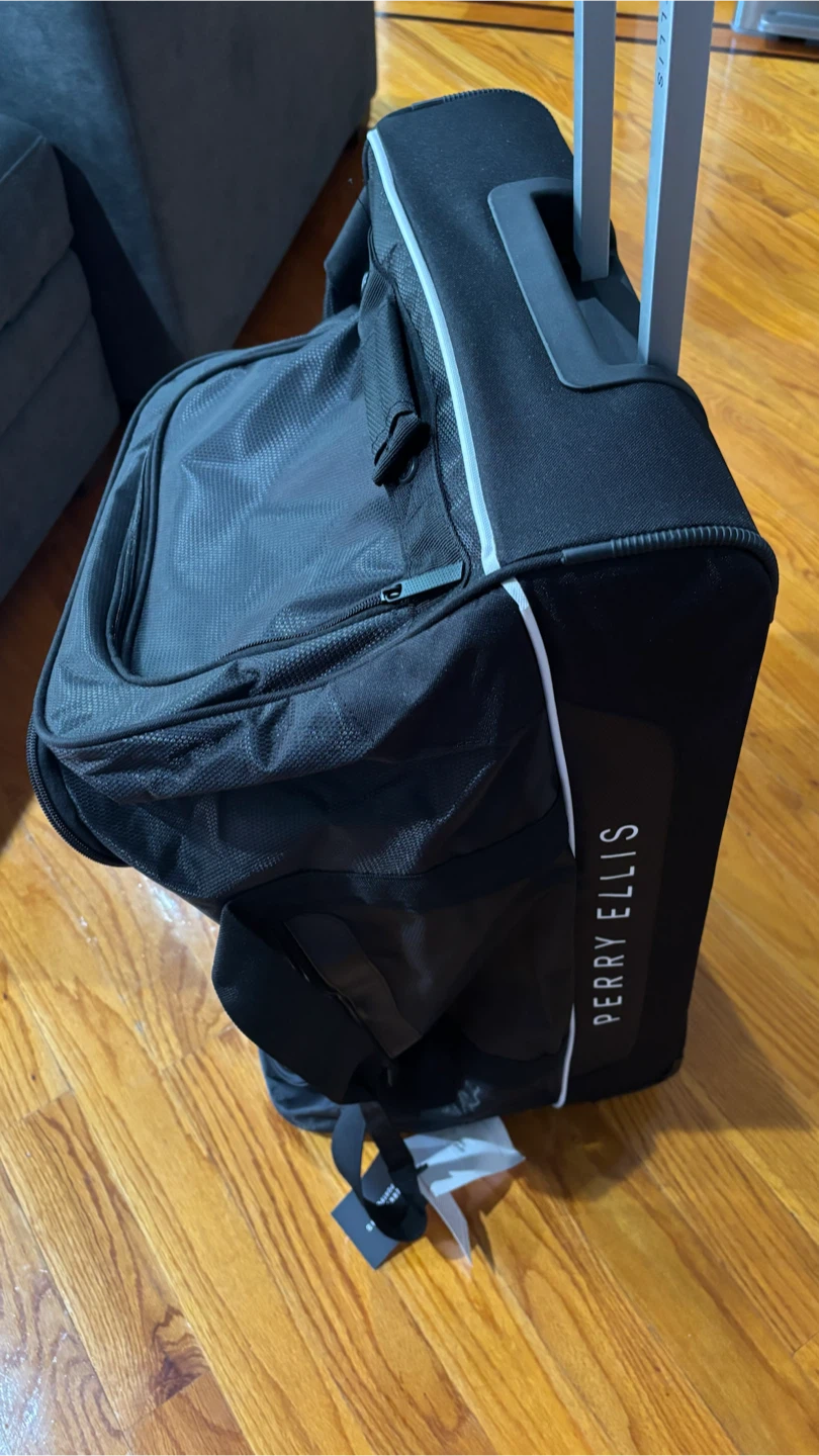 Brand New Perry Ellis Rolling Duffel - photo 2