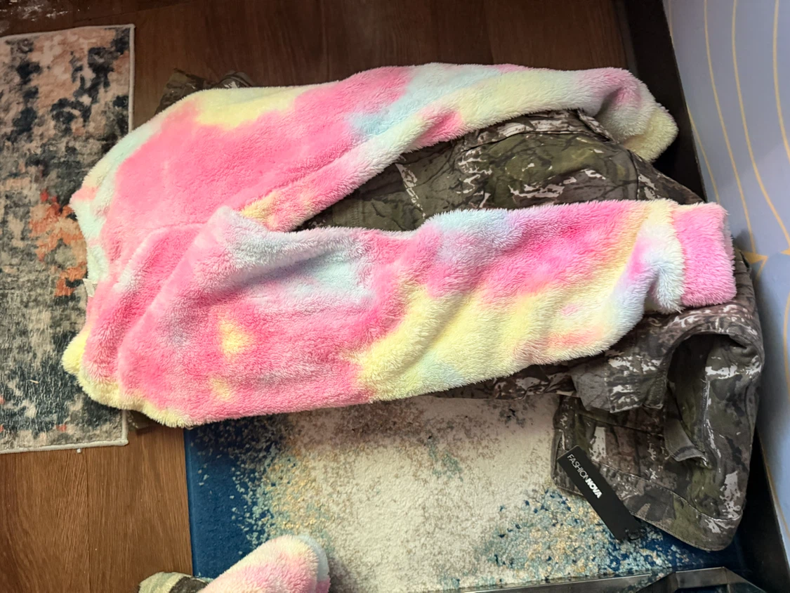Fashion Nova Fuzzy Tie-Dye Cropped Hoodie - photo 2