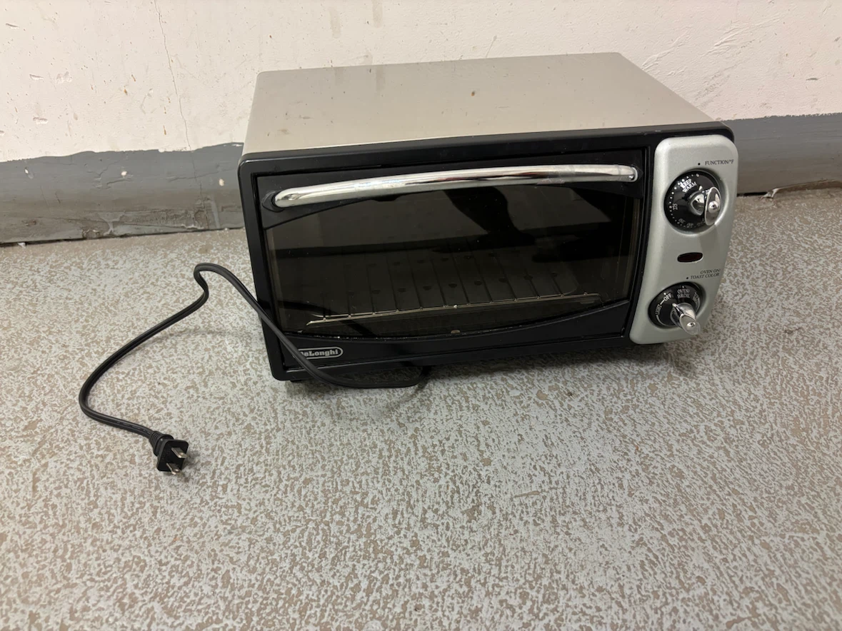 DeLonghi XR-450 Toaster Oven