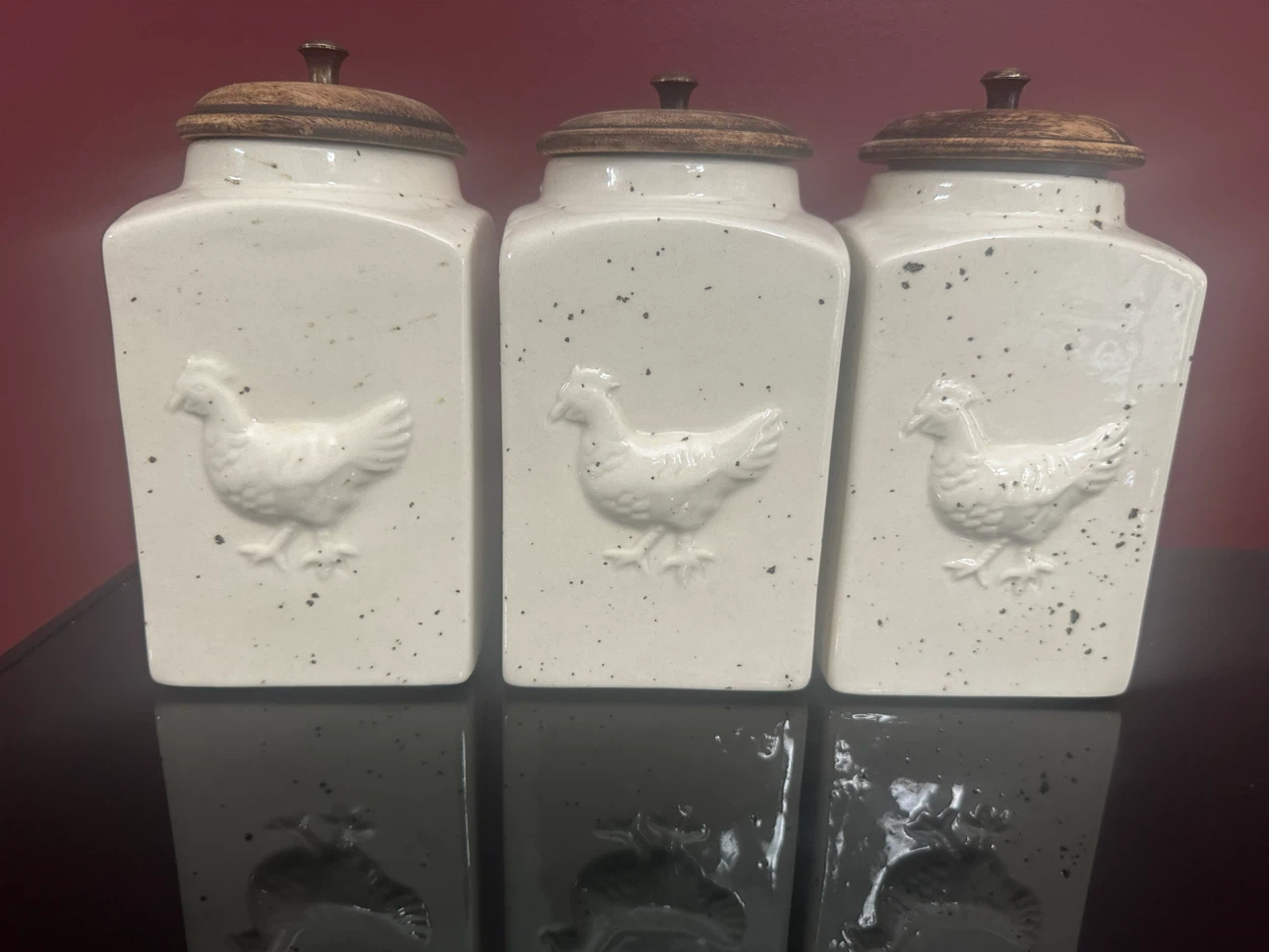 Charming Farmhouse Style Ceramic Canister Set (3 Piece) - photo 2