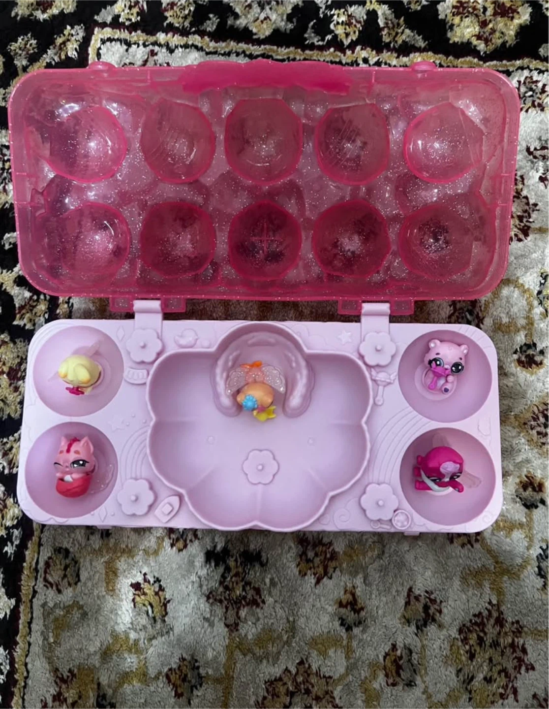 Hatchimals ( including hatchimal box and toys )