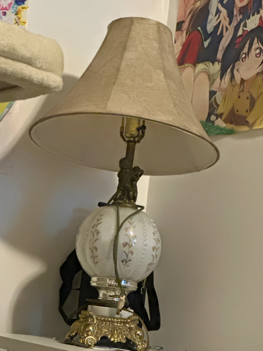 Ornate Table Lamp with Lampshade - photo 3