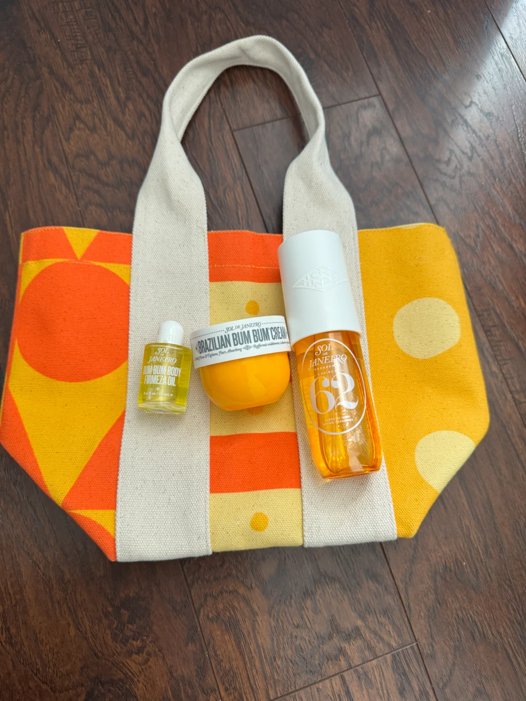 Sol de Janeiro The Sol Tote + Body Essentials Set - photo 2