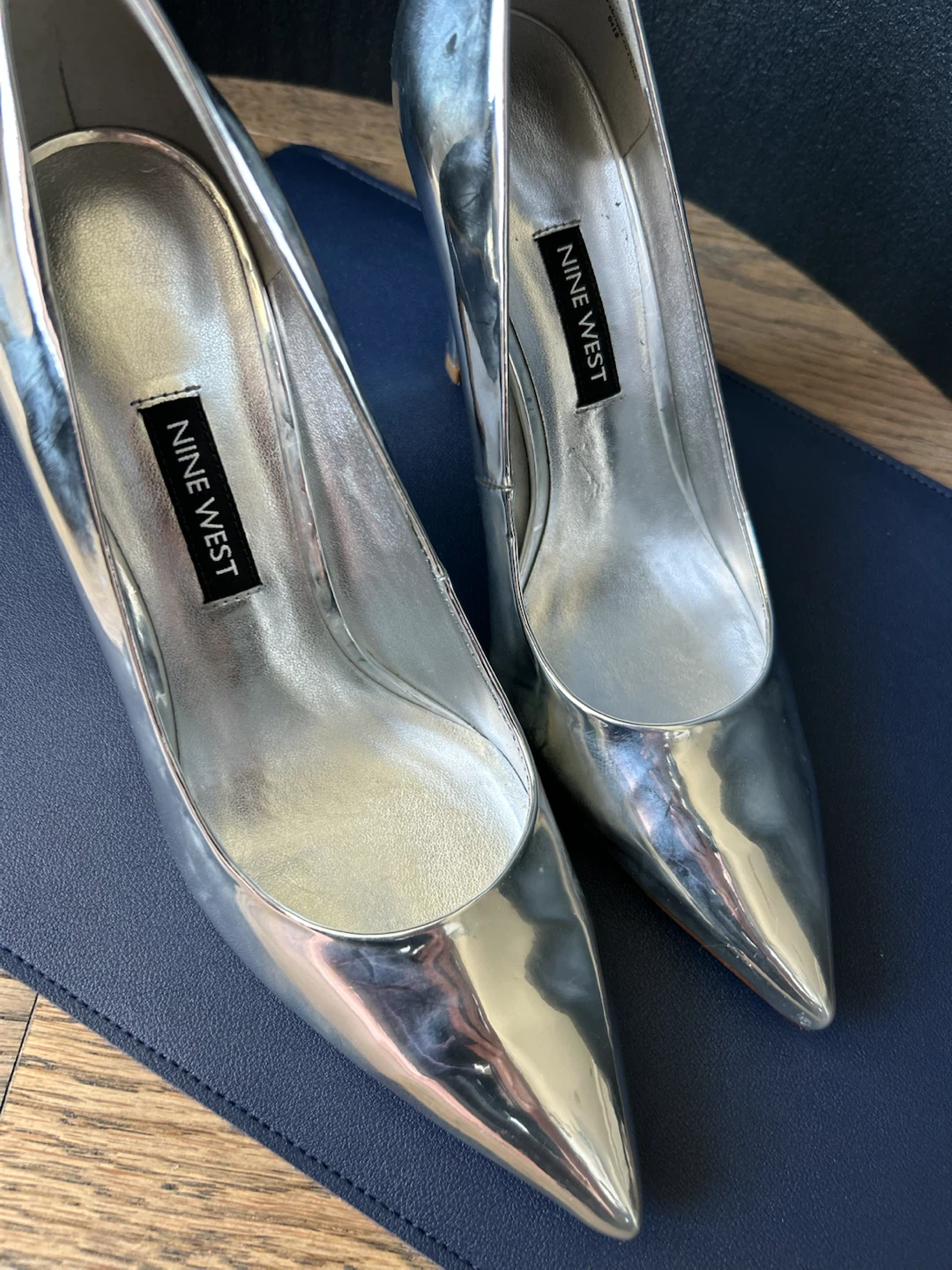 Nine West Silver Pointed Toe Heels - photo 3