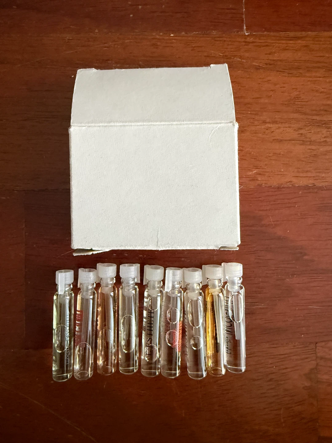 Set of 10 men’s Perfume Samplers