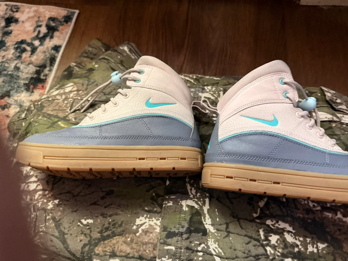 Nike ACG Boots