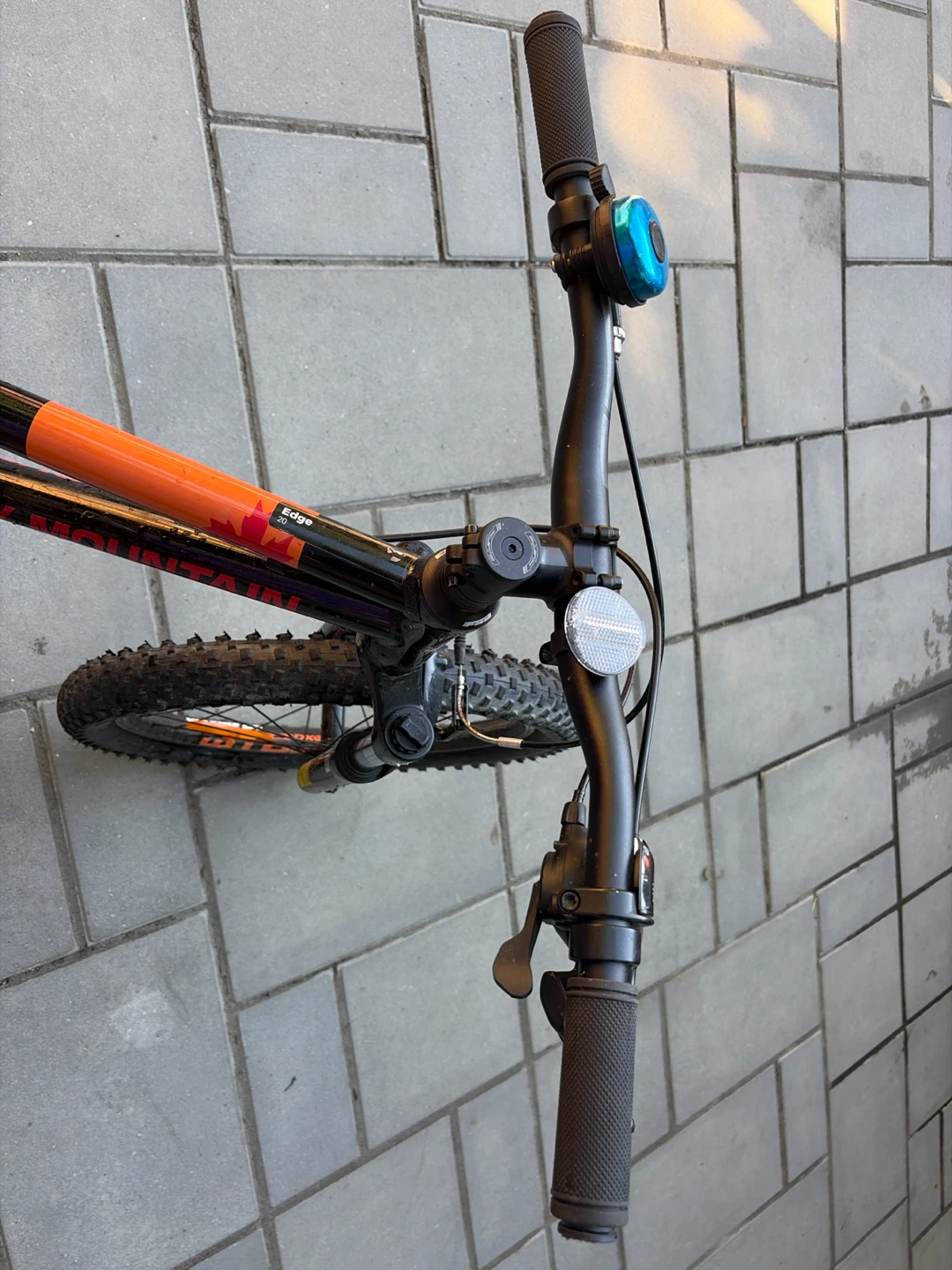 Kids mountain bike 20 inch wheels - photo 2