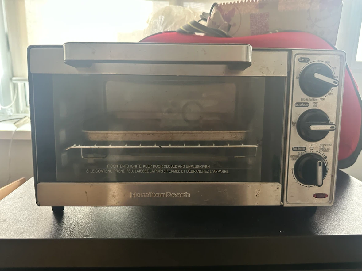 Hamilton Beach Toaster Oven - photo 2