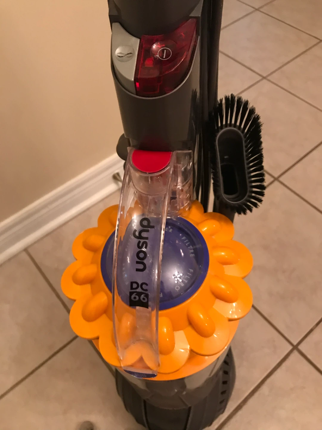 Dyson Ball DC66 Vacuum Cleaner - photo 4