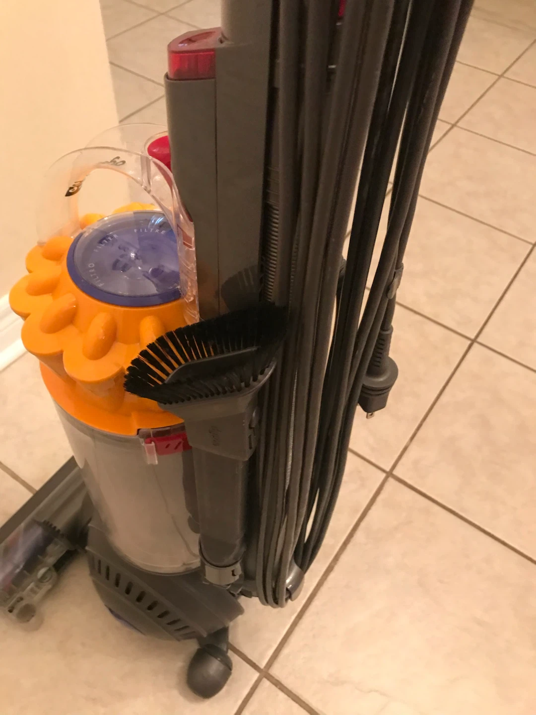 Dyson Ball DC66 Vacuum Cleaner - photo 5