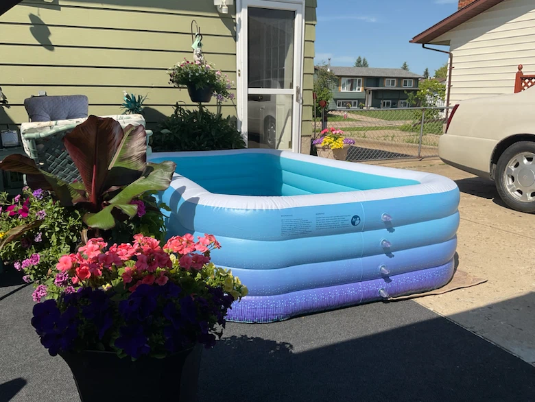 Inflatable Family Pool SOLD - photo 3