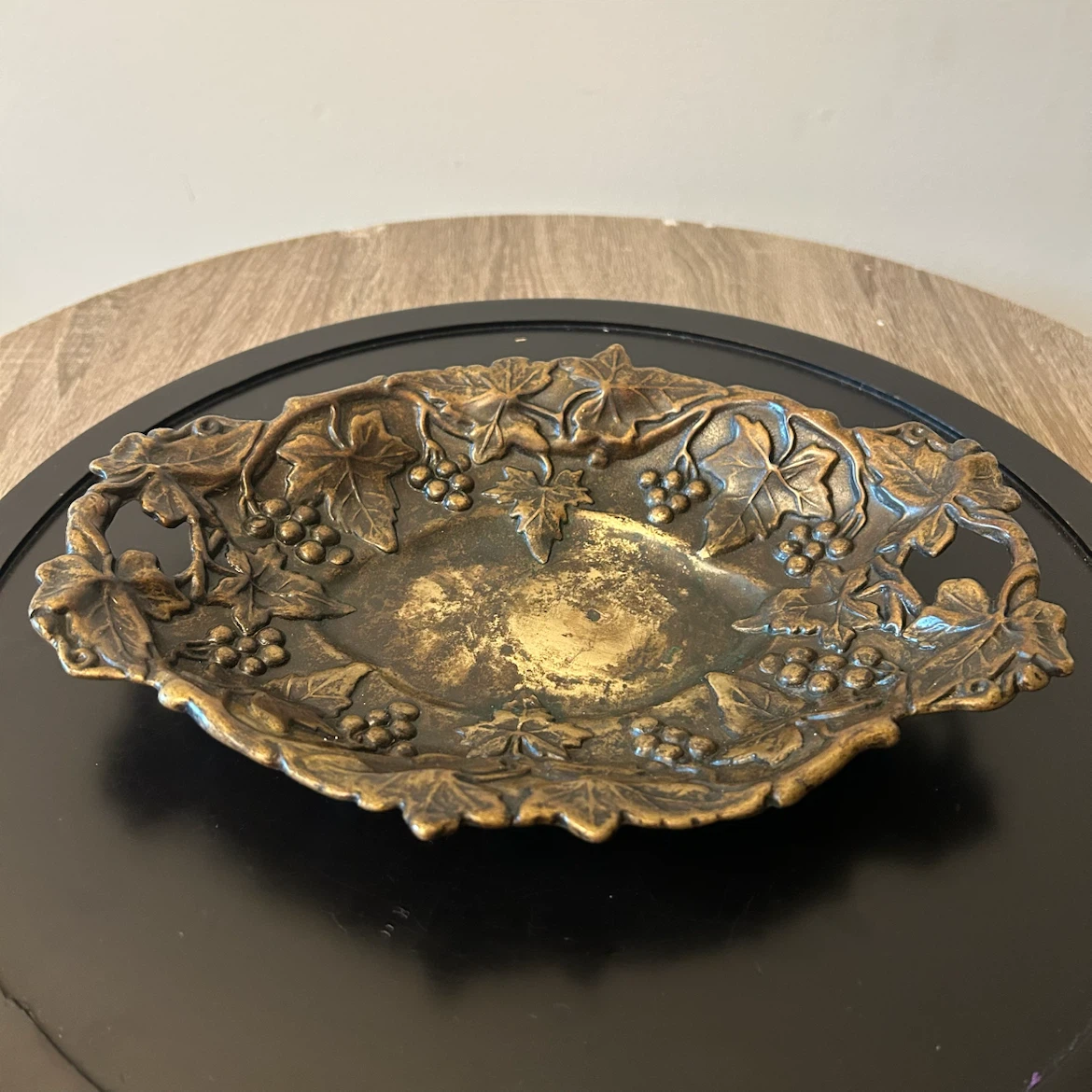 Vintage Made in Italy Brass Grape & Vine Decorative Dish - photo 5