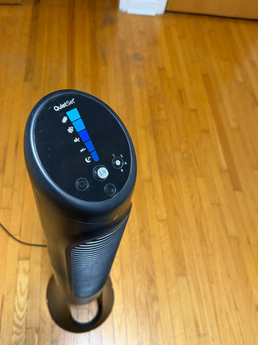 Honeywell QuietSet Tower Fan - photo 3