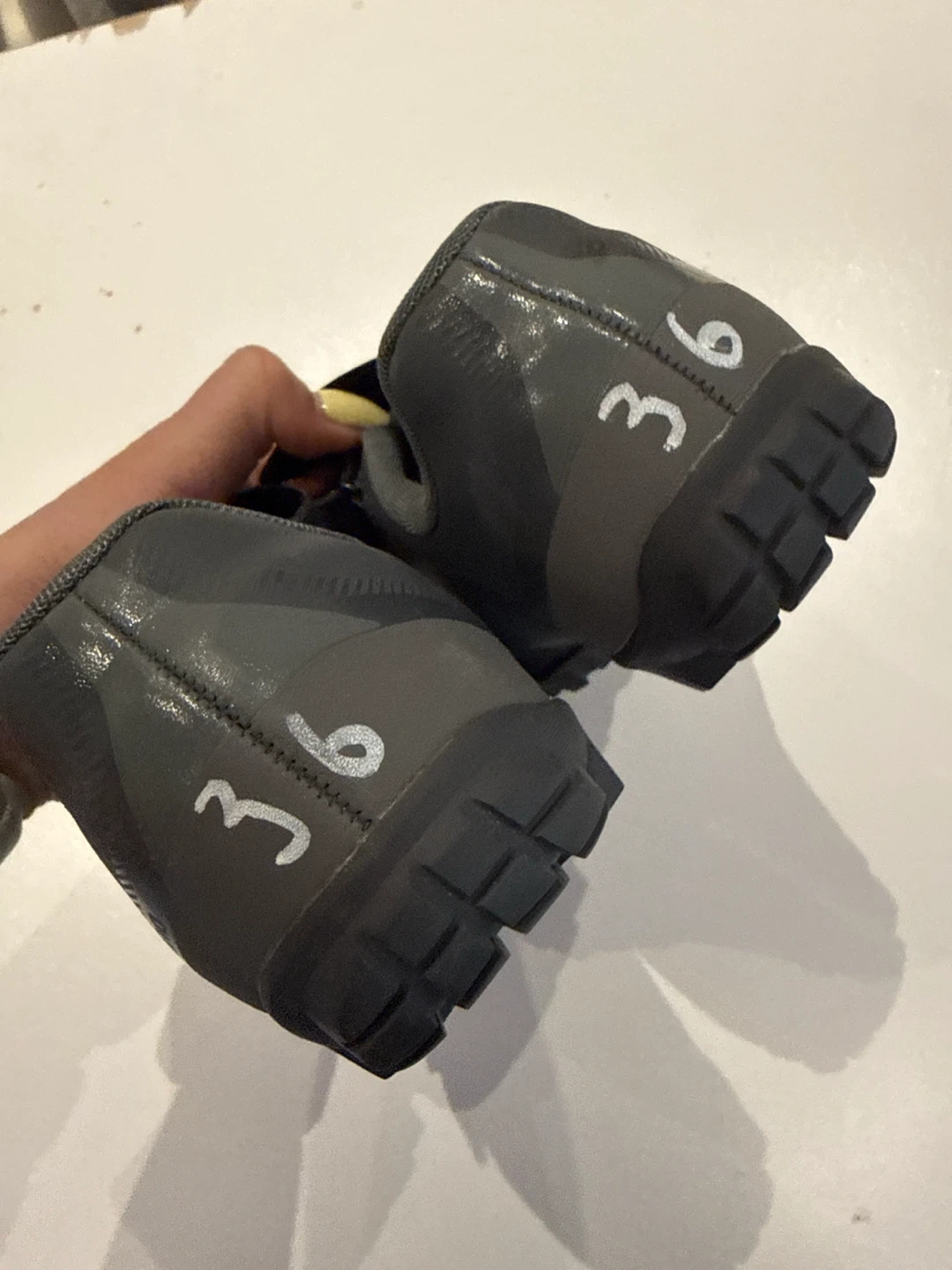 SHIMANO Cycling Shoes Size 36 - photo 2