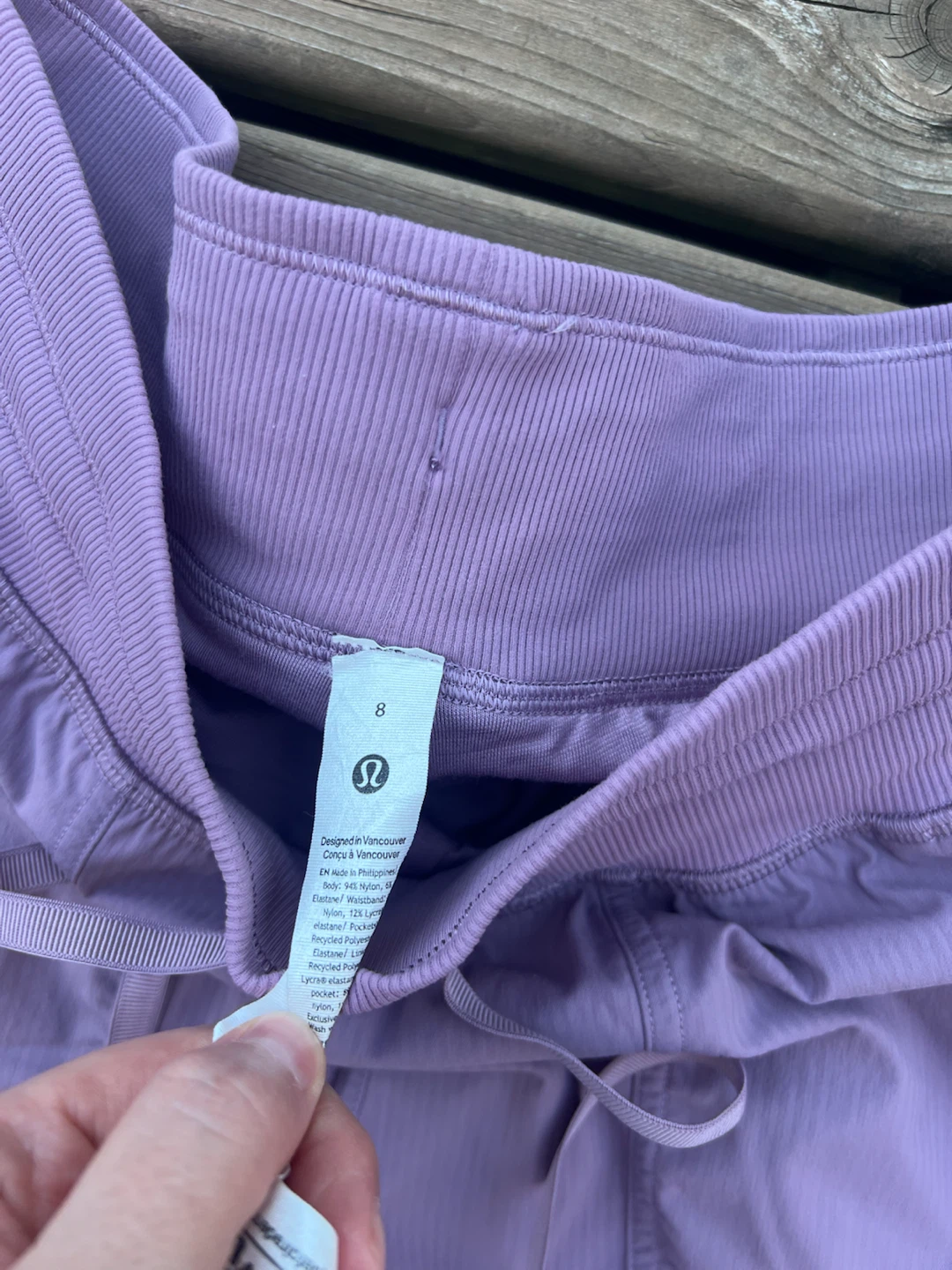 Size 8 lulu dance studio pants (lined) - photo 2