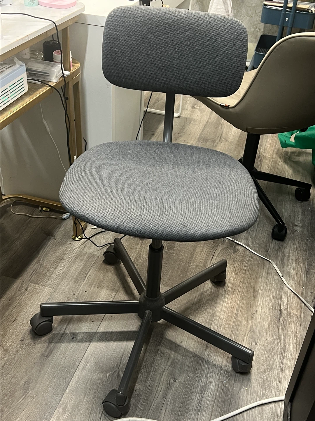 Grey Fabric Office Chair with Wheels